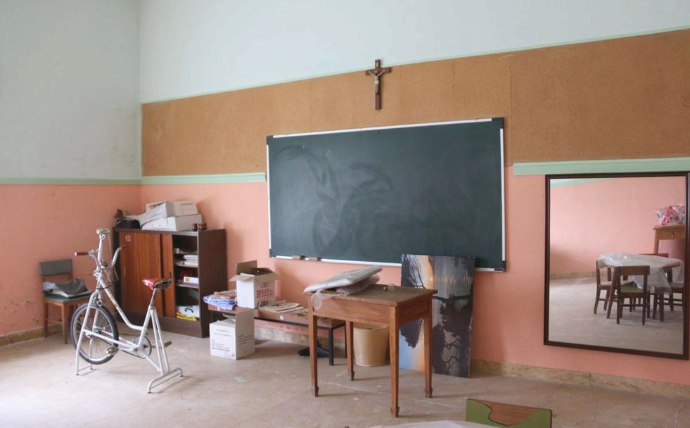 Santa Lucía recupera su colegio tras ocho años cerrado