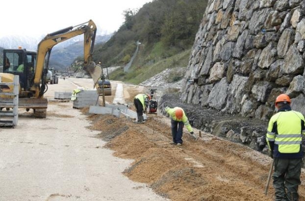 Las constructoras reclaman 72 millones por los retrasos y cambios en la Variante