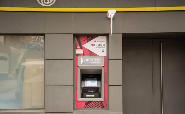 Correos inicia la instalación de cajeros automáticos en 109 oficinas de toda España