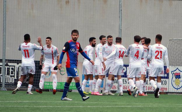 UP Langreo, el rival ante el que empezó el 'cambio' de Idiakez