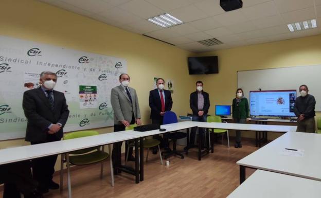 Iniciativa Autonómica Leonesa presenta su informe técnico al sindicato Csif