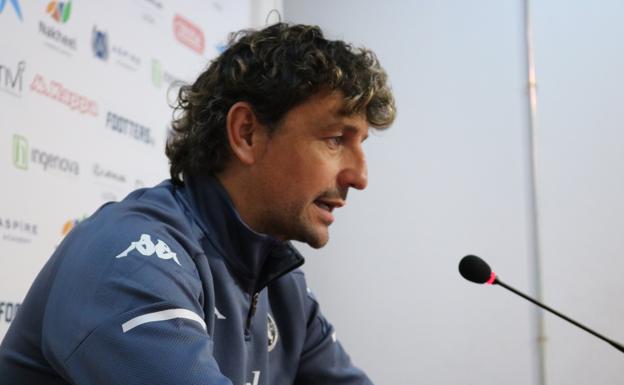 Idiakez: «Vamos a insistir con nuestra idea en el Reino»