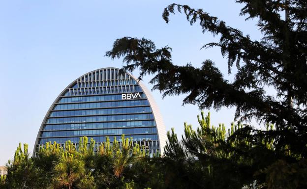 BBVA dejará de financiar a empresas del carbón