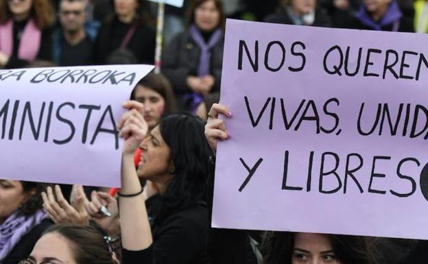 CSIF organiza concentraciones simbólicas y unas Jornadas de la Mujer online para conmemorar el 8M