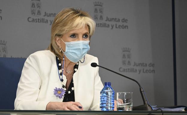 Sanidad comienza la migración de datos de los docentes que se vacunarán en los puntos fijos