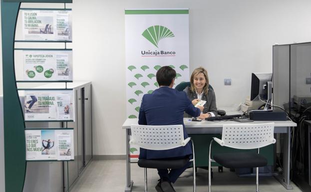 Unicaja Banco apoya a las empresas ante el Covid con la comercialización, junto a Caser, de ciberseguros y la cobertura de las bajas médicas causadas por el virus