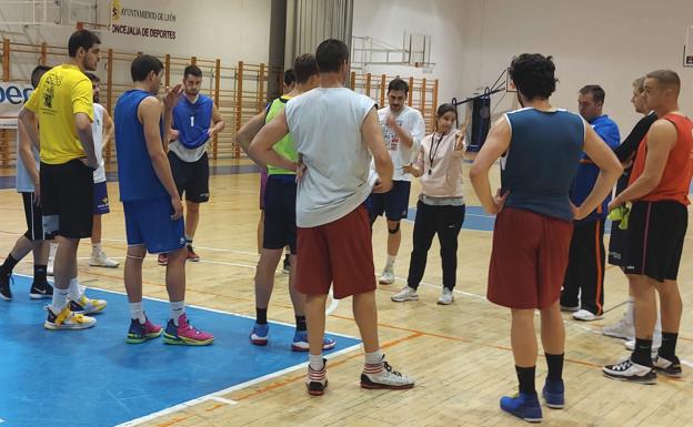 Reino de León y Basket León juegan este fin de semana el derbi con un reto: ofrecer un gran encuentro