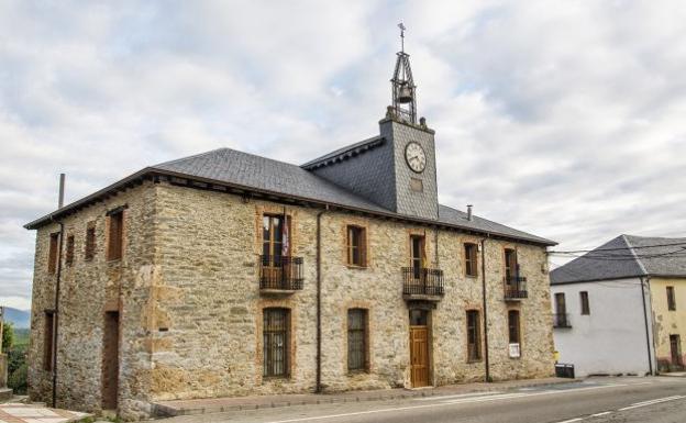 El Ayuntamiento de Priaranza del Bierzo reduce la deuda municipal en más de un 60% en el actual mandato