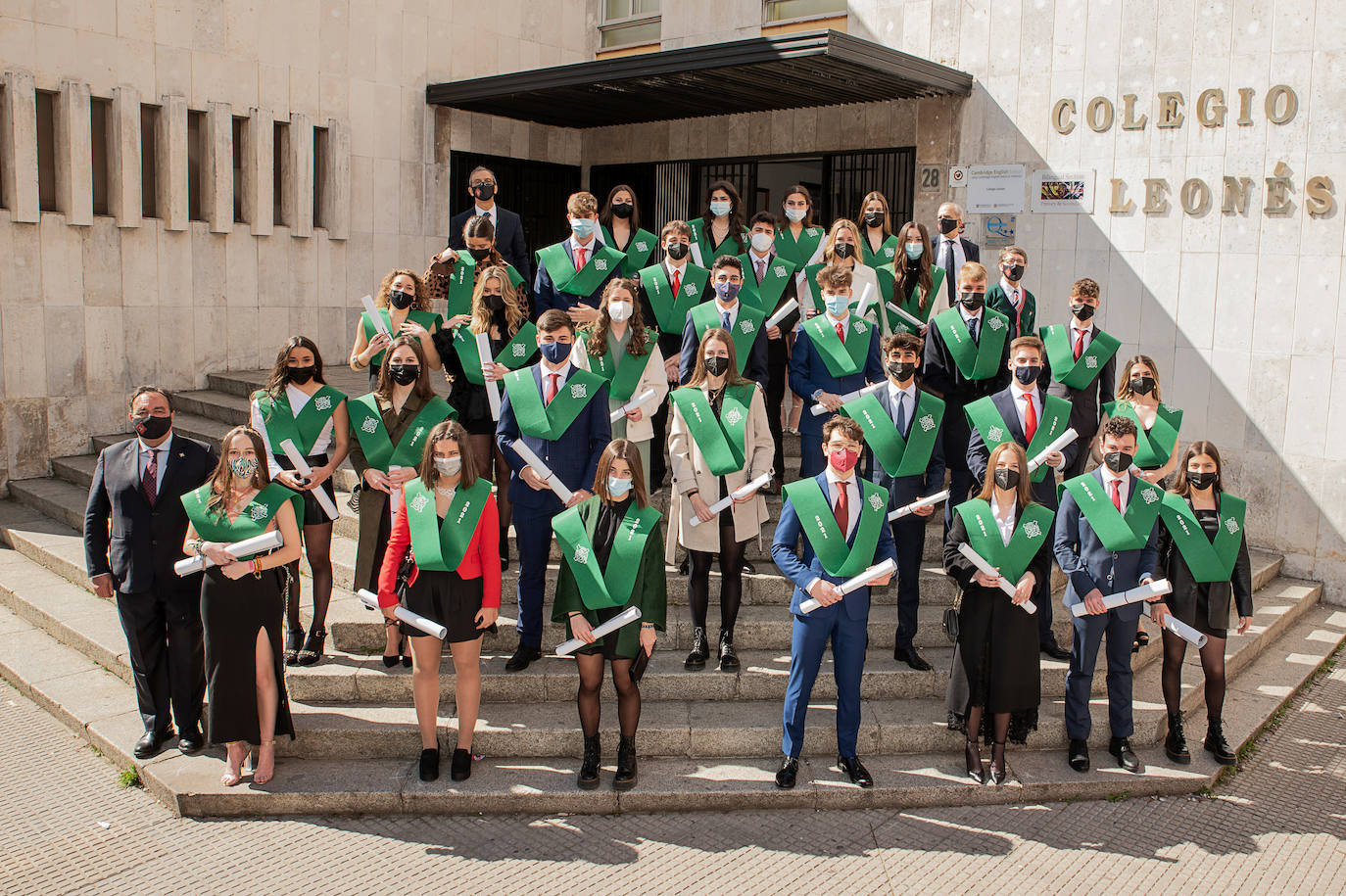 Fotos: Graduaciones en el Leonés 