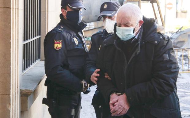 El jurado considera probado que el policía jubilado quiso matar a su mujer, era consciente y le declara culpable