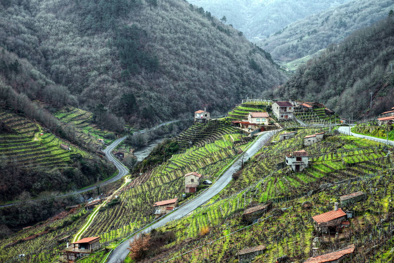 Rincones impresionantes escondidos entre montañas