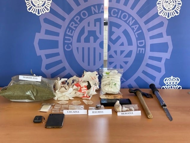 La Policía Nacional de Ponferrada detiene a un hombre por tráfico de drogas y desmantela un punto de venta