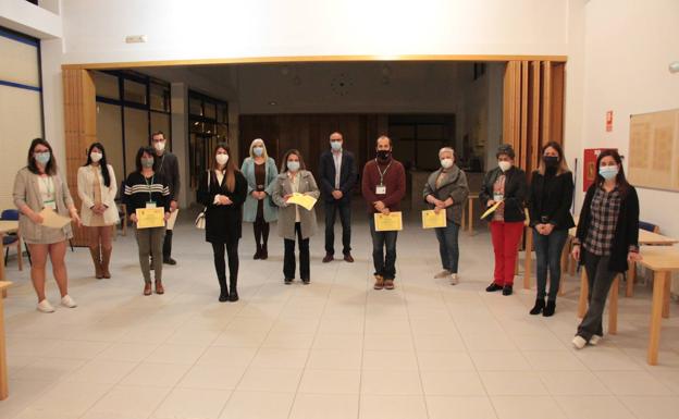 El Ayuntamiento de Ponferrada acredita a los primeros voluntarios del Proyecto Faro de Flores del Sil