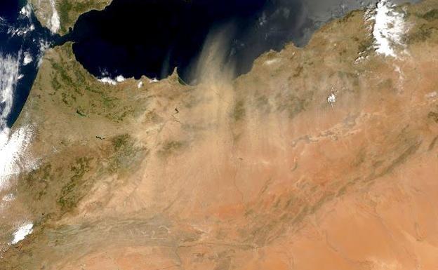 La Junta alerta sobre el aumento de partículas de polvo procedente de África y recomienda tomar de precauciones