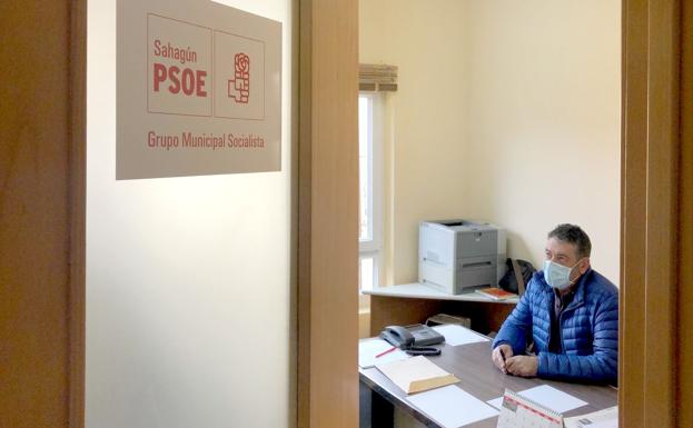 El PSOE de Sahagún denuncia que la alcaldesa incumple con pymes y autónomos un año después de anunciar ayudas