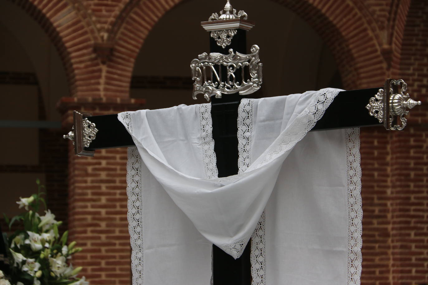 Un Santo Entierro diferente pero emotivo