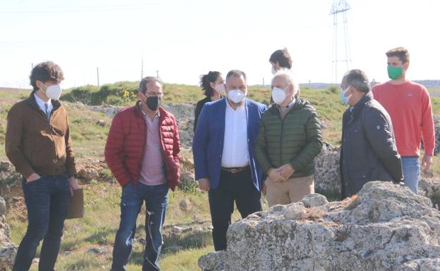 La Diputación de León culmina la compra de diez nuevas hectáreas en Lancia