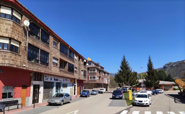 El Ayuntamiento de La Robla fomenta la 'movilidad verde' con dos puntos de recarga para coches eléctricos