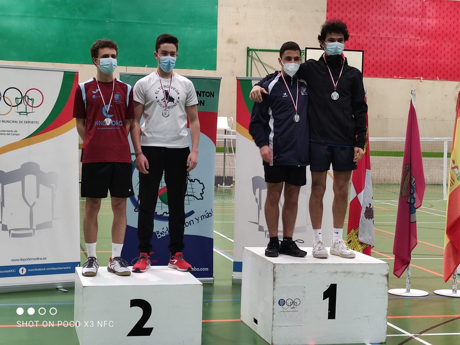 El Club Bádminton Ordoño II se lleva dos oros, una plata y cuatro bronces de Medina del Campo