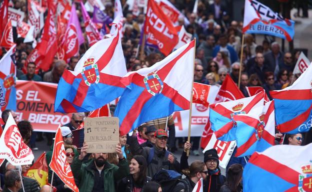 El movimiento ciudadano A Quinta manifiesta su «decepción» por el rechazo del Parlamento de Galicia a la PNL que pedía incorporar al Bierzo como provincia