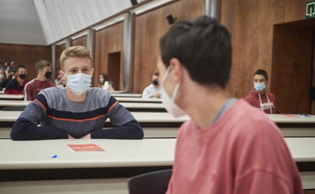 Cómo evitar las desigualdades en la evaluación de acceso a la universidad