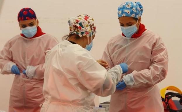 Las enfermeras del Hospital del Bierzo, indemnizadas por trabajar sin protección ante la Covid-19 en marzo de 2020