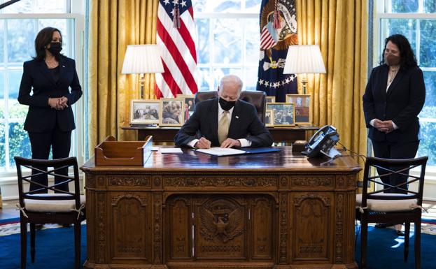 Biden presenta a los inmigrantes como un valor añadido