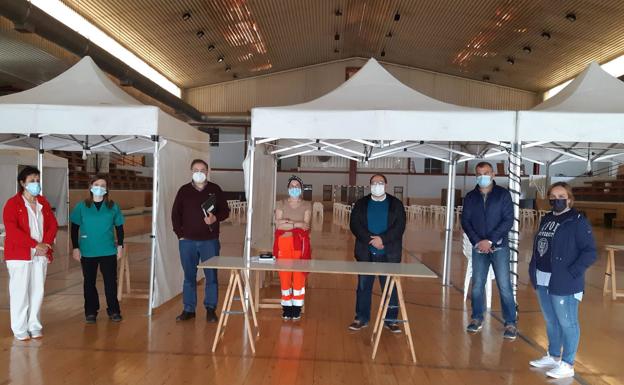 La Bañeza agota la primera tanda de 500 vacunas contra la covid-19 durante su vacunación masiva