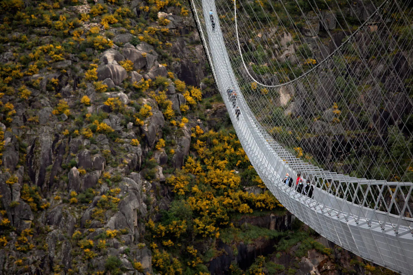 Fotos: Portugal Inaugura El Puente Colgante Más Largo Del Mundo ...