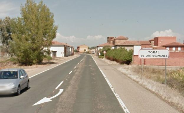 Seis años y medio por robar un coche, intentarlo en dos bares y huir de la Guardia Civil en el sur de la provincia