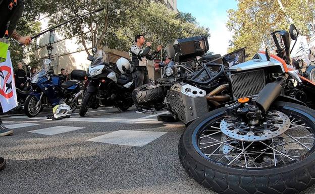 Los motoristas de León saldrán a la calle a luchar por sus derechos de «seguridad, libertad e igualdad»