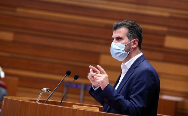 Tudanca se une al Procurador del Común para contar con un sistema residencial «con mayor peso de lo público»