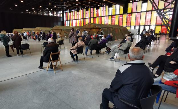 La mitad de los leoneses ya tiene una vacuna y la estrategia se centrará en las segundas dosis