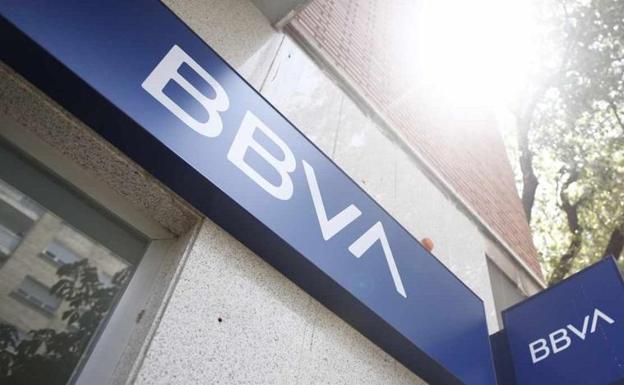 La plantilla de BBVA en León se manifiesta el lunes por los 14 despidos previstos en el ERE de la compañía