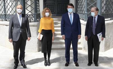 Mañueco insta al Gobierno de España cumplir con su mandato de «coordinación y dirección global» en la lucha contra la pandemia
