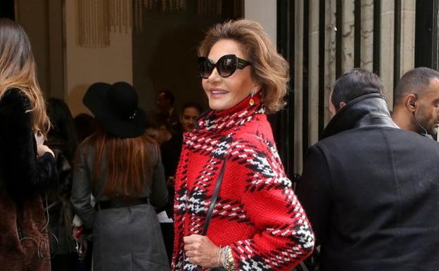 Naty Abascal apuesta por el rojo con su outfit primaveral