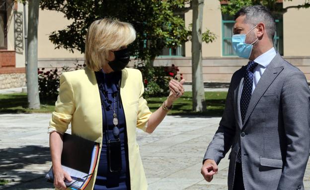 Casado destaca las cinco semanas consecutivas de «descenso discreto» en Castilla y León