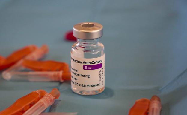 Castilla y León recomienda optar por AstraZeneca para las segunda dosis de los menores de 60 años ya vacunados