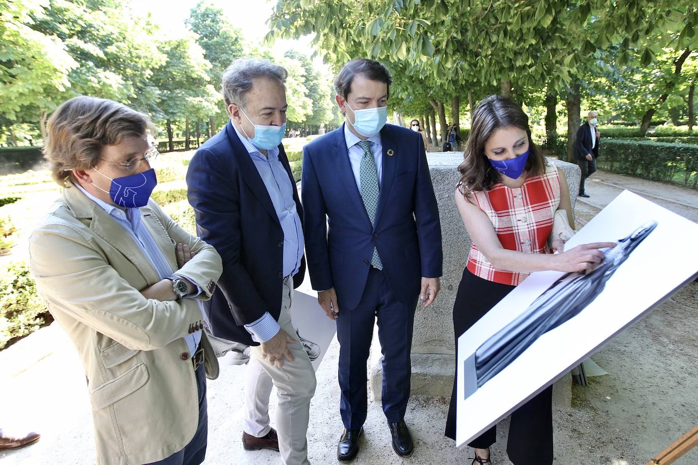 Mañueco reivindica «el inmenso legado» de la Comunidad y menciona «el origen del parlamentarismo en León»