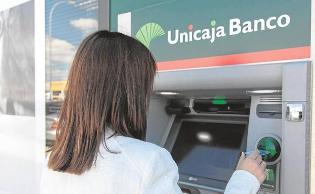 Unicaja remarca que mantendrá un agente en la misma ubicación de su sucursal en Puente Almuhey