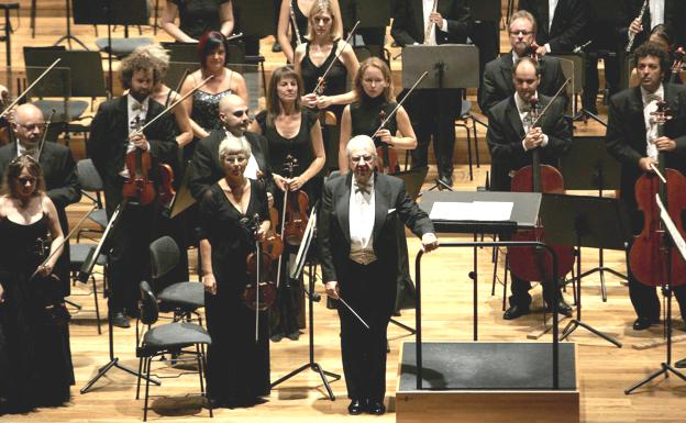 La OSCyL rinde homenaje a Cristóbal Halffter y dedica a su memoria los tres próximos conciertos de abono