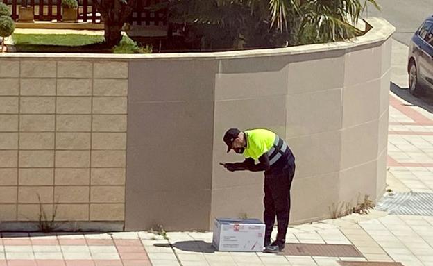 Detenido 'in fraganti' un ladrón que actuaba en urbanizaciones de León haciéndose pasar por repartidor