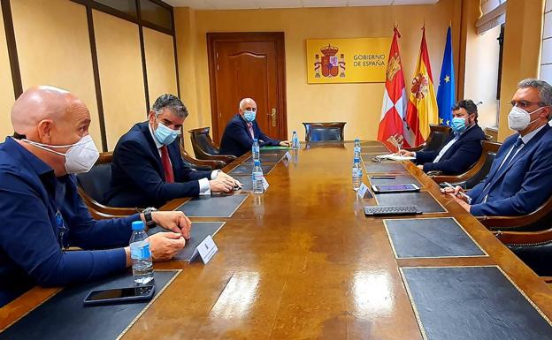 CSIF pide al Gobierno la necesidad de que se cubran los 122 puestos vacantes de prisión de León