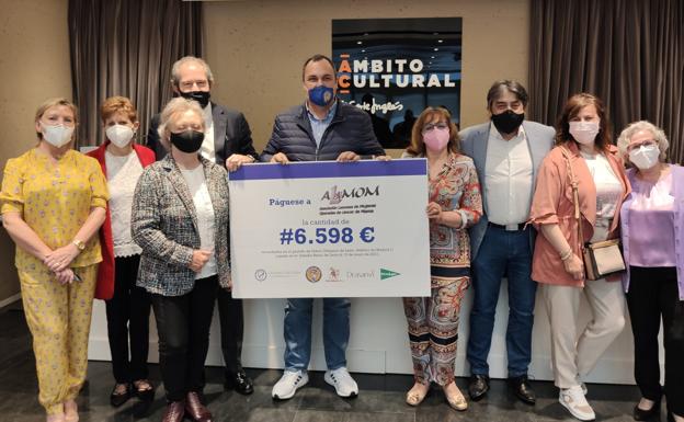 El partido del Olímpico en el Reino de León recauda 6.598 euros contra el cáncer de mama