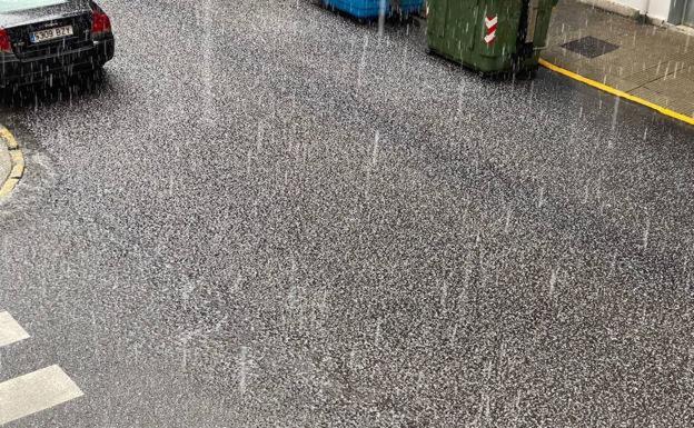 León activa el aviso amarillo por fuertes lluvias y tormentas con granizo en zonas de montaña