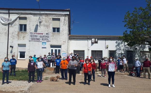 Valderrey se concentra para reclamar una sanidad pública de calidad también en el medio rural