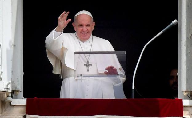 El Papa Francisco, en el rezo del Angelus de este domingo./AFP