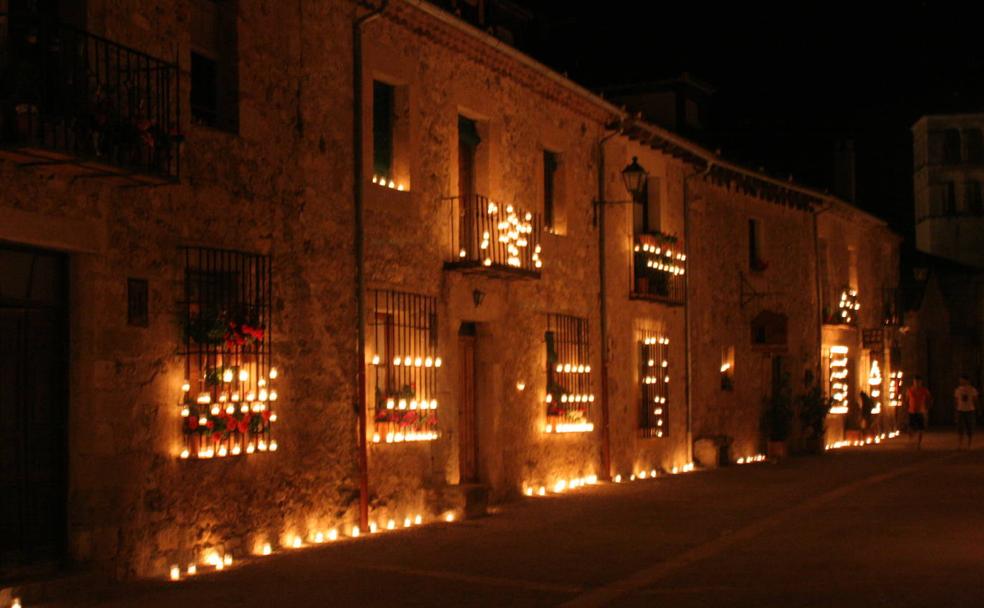 Pedraza: la villa medieval que se ilumina con luz propia