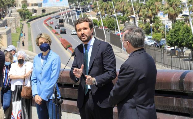 Casado se niega a hablar de la imputación de Cospedal en Kitchen