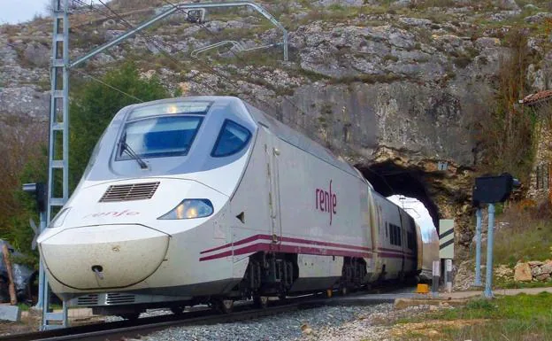 Un tren de la red de Renfe./